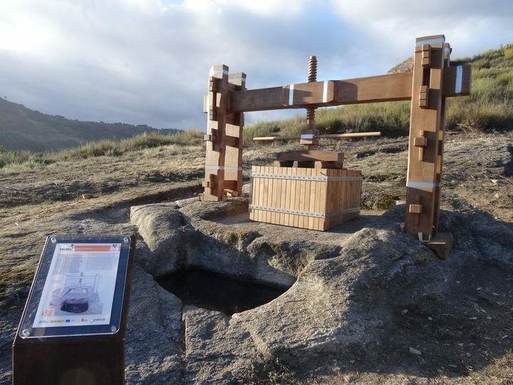 Recreación dun lagar en Oímbra Fonte Facebook Museo do viño de Galicia