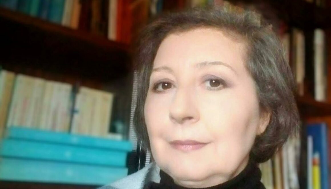 Entre pedras, paixón e latín mal falado: María Loira Enríquez e o segredo de vivir tranquiliña e feliz.